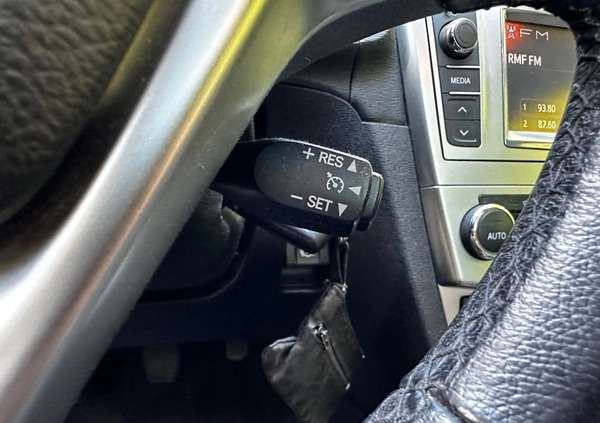 Toyota Avensis cena 43900 przebieg: 168000, rok produkcji 2013 z Limanowa małe 631